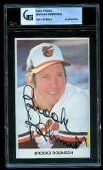 Brooks Robinson Signed Photo (Baltimore Orioles)